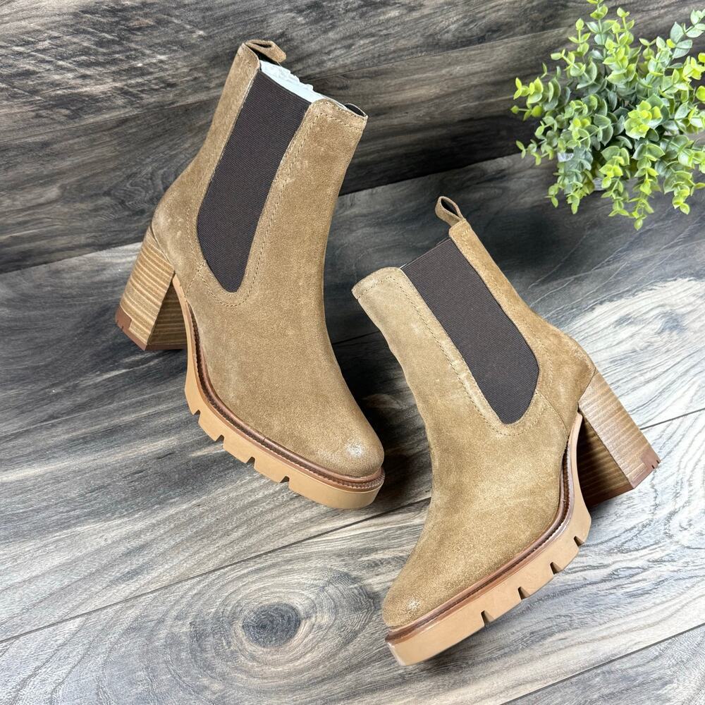 NIB Vintage Foundry Co 10 Penelope Suede Block Heel Chelsea Booties Light Brown